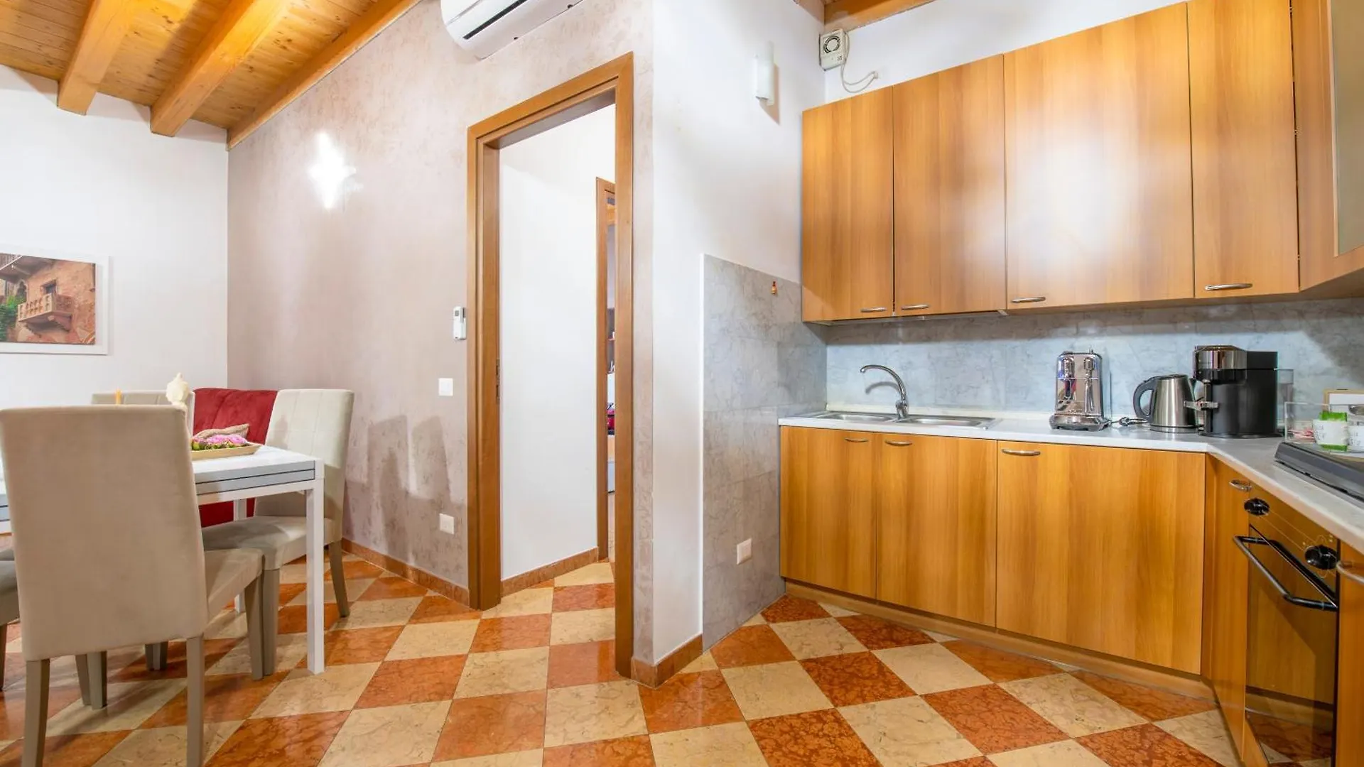 Arena Suite Mazzini Verona Centro Panzió